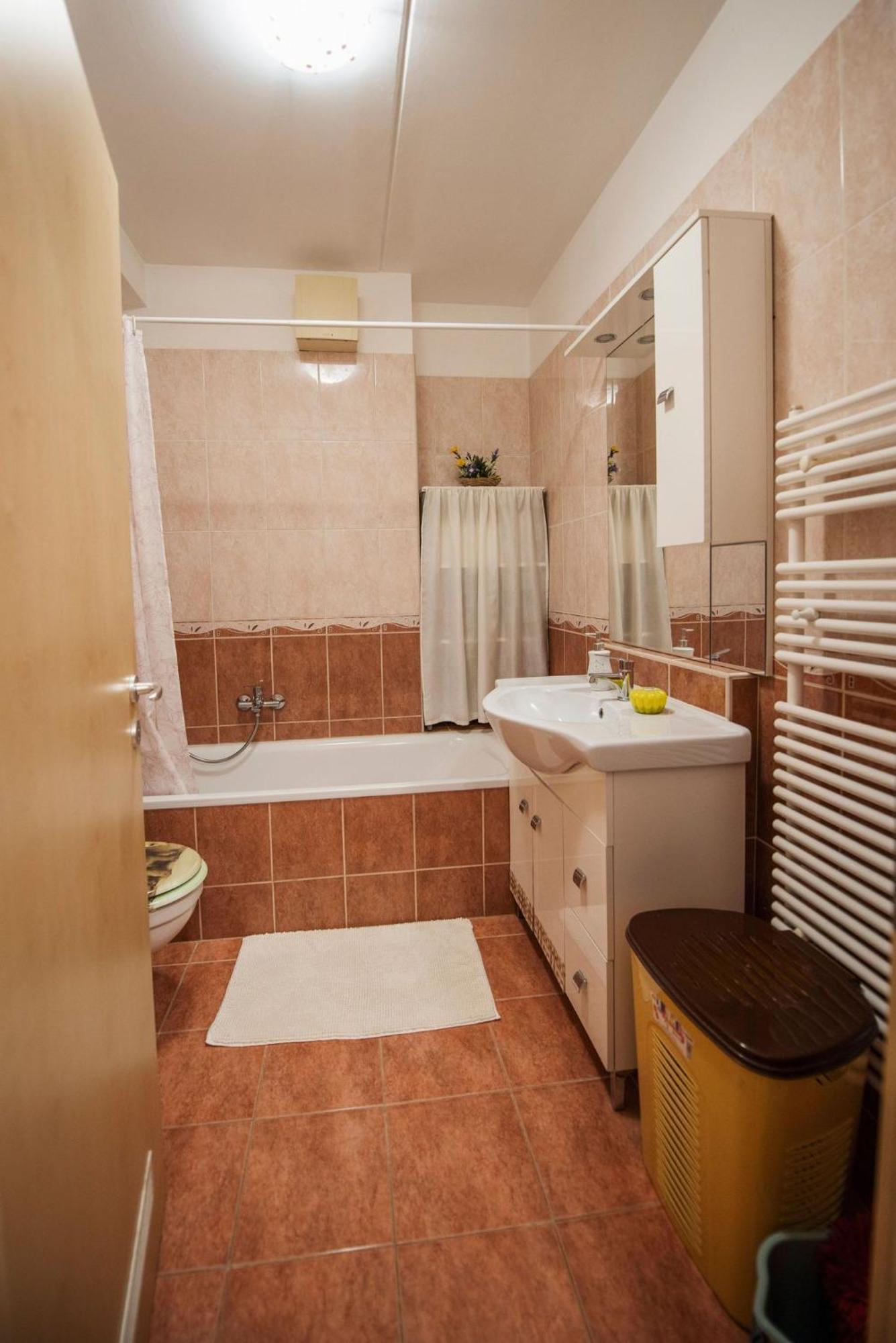 Inci Apartman Pécs Exterior photo