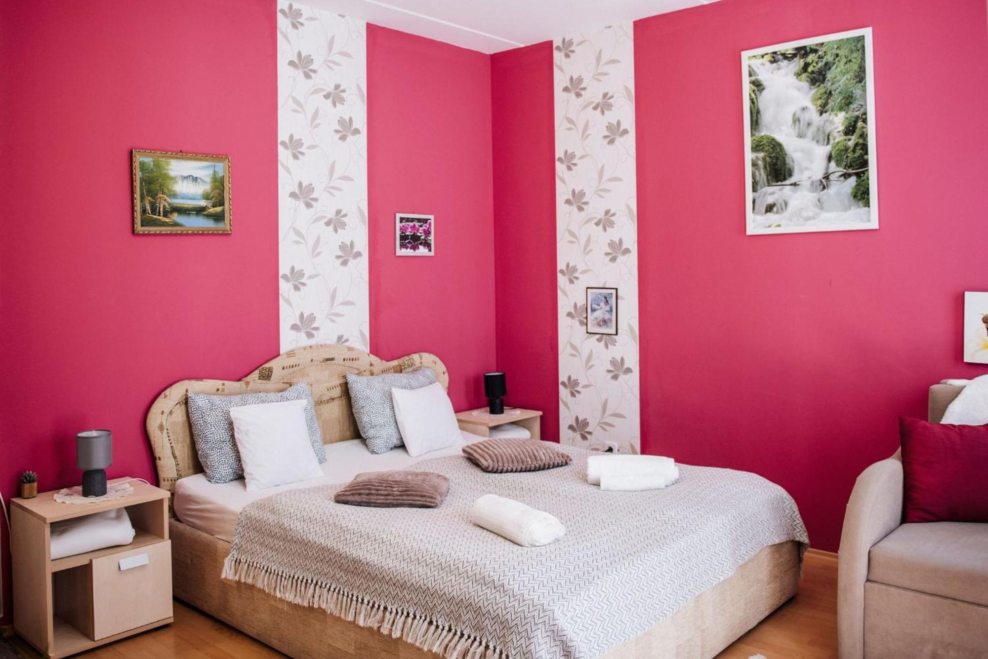 Inci Apartman Pécs Exterior photo